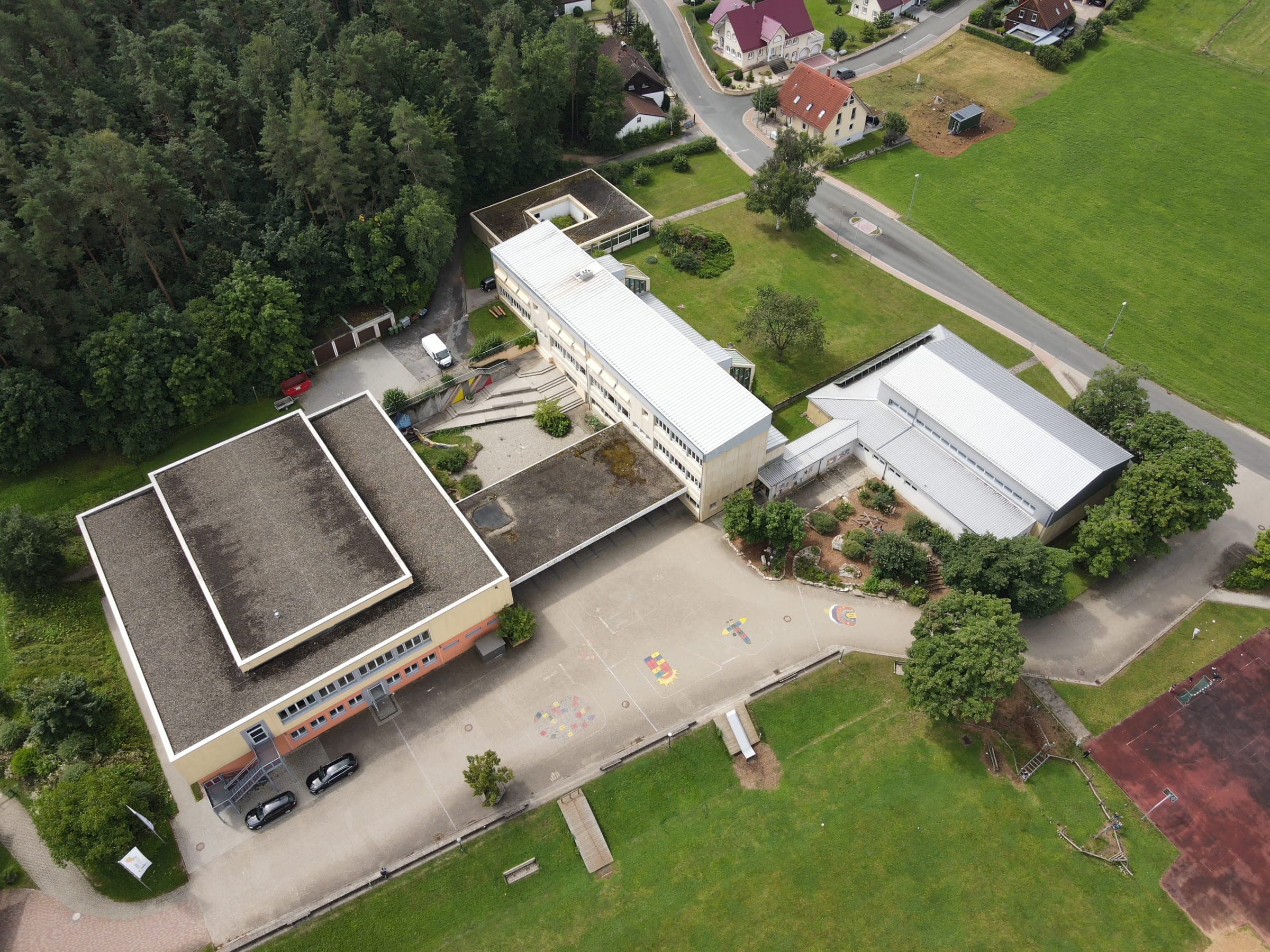 Neunkirchen am Sand — Grundschule