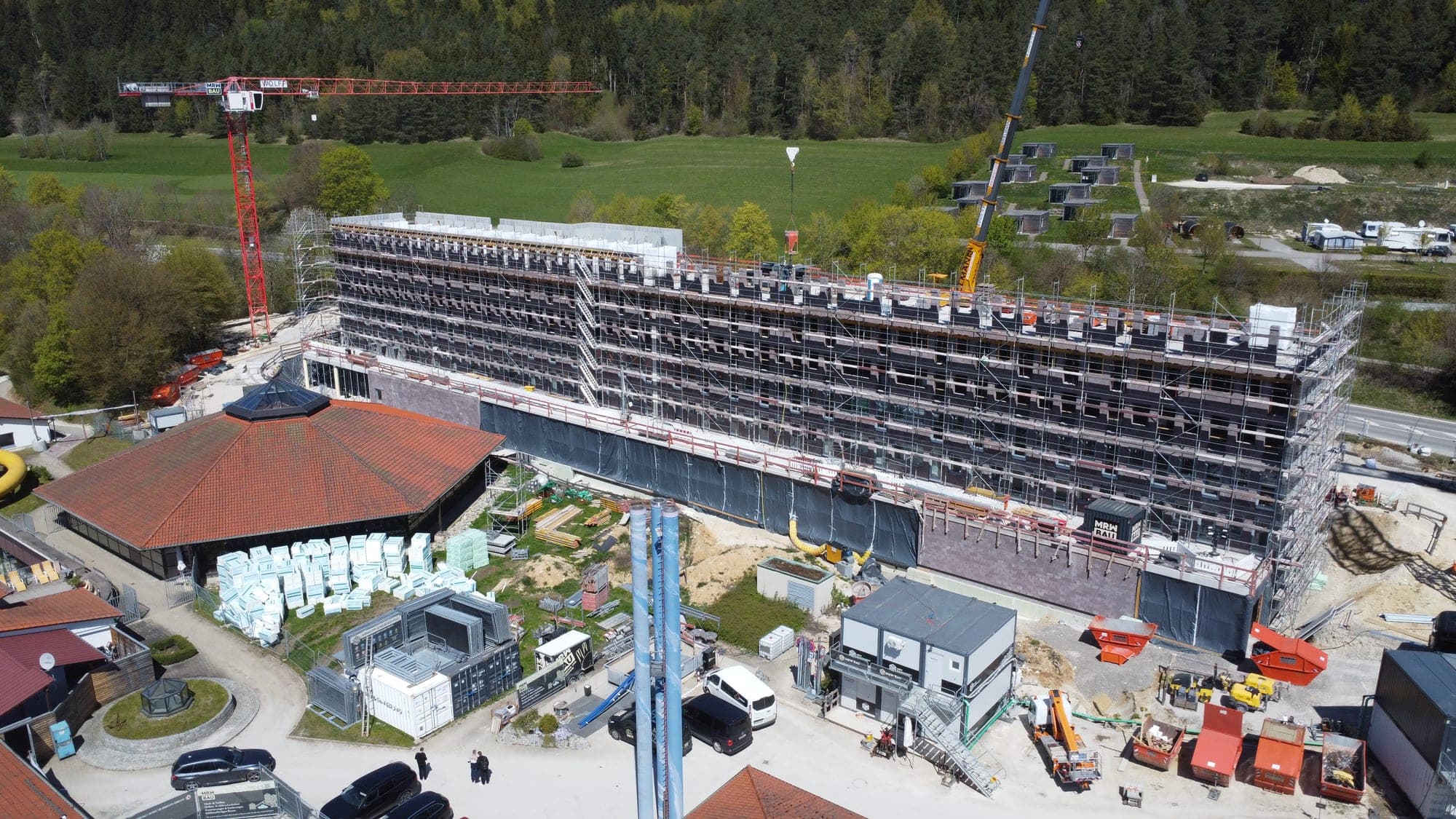Albstadt Hotel Badkap — Luftaufnahme während der Bauphase